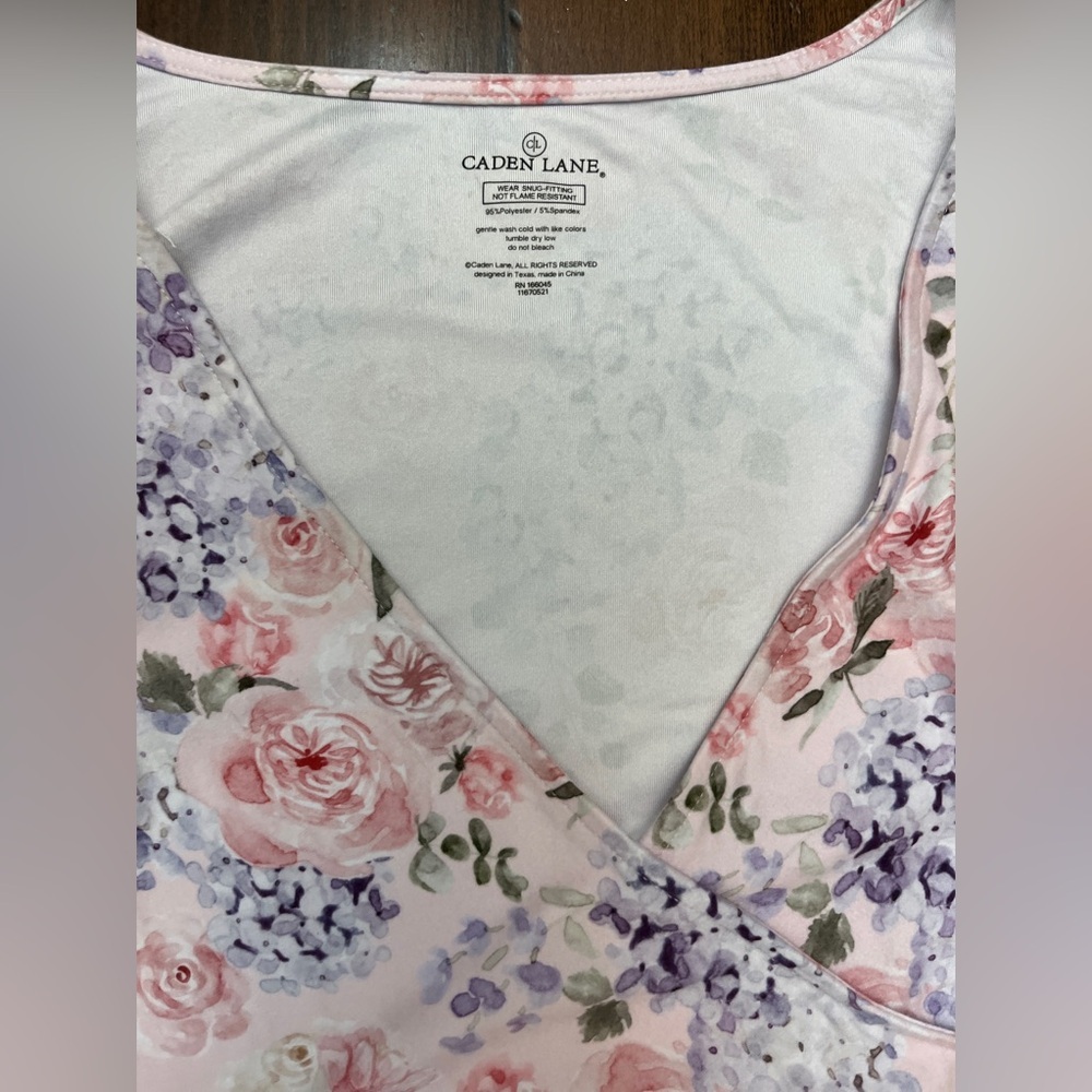 Caden Lane Henlee’s Hydrangea Print Maternity Hospital Robe One Size Floral Chic - Picture 10 of 14